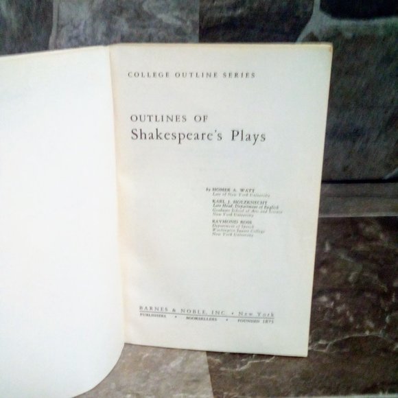 College Outline Series Outlines Of Shakespeare's Play 1958 - Picture 4 of 5
